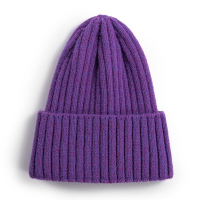 Женская вязаная шапка фиолетового цвета 14 фото